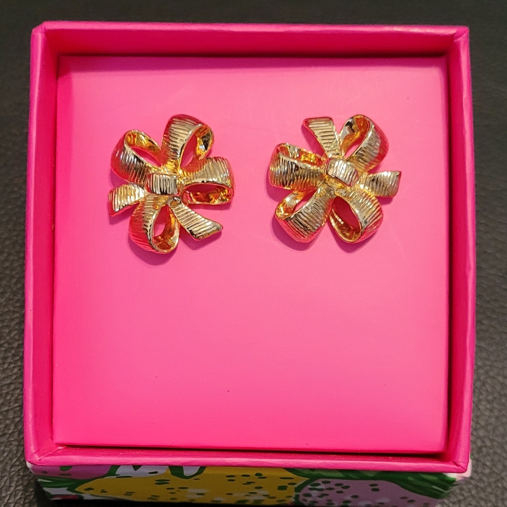NWT Lilly Pulitzer Bow Tie Earrings Gold